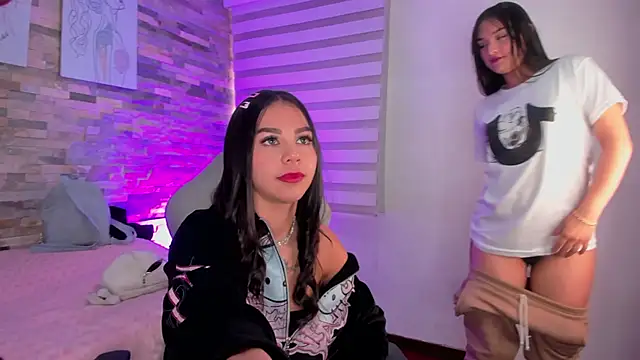 Snapshot of kendall_as chatting on December 2024 04:17:01 PM kendall as online show from December 2024 04:17:01 PM