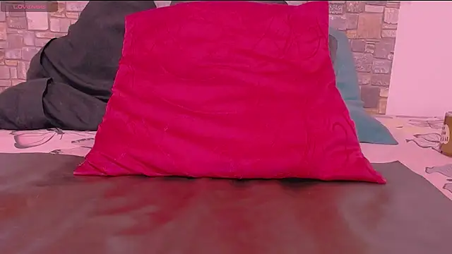 CrazyRousex online show from January 2025 04:09:01 PM