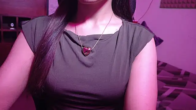 MidnightFlame online show from November 2025 03:23:01 PM