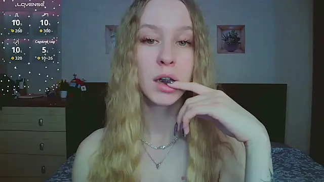 Snapshot of Lily__Devil chatting on February 2026 12:37:02 PM Lily Devil online show from February 2026 12:37:02 PM