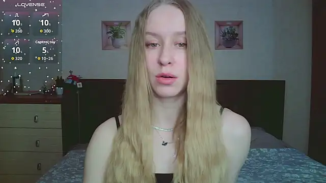 Snapshot of Lily__Devil chatting on February 2026 01:23:02 PM Lily Devil online show from February 2026 01:23:02 PM