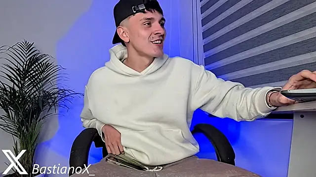 Snapshot of bastia_noooo chatting on November 2025 03:39:02 AM bastia noooo online show from November 2025 03:39:02 AM