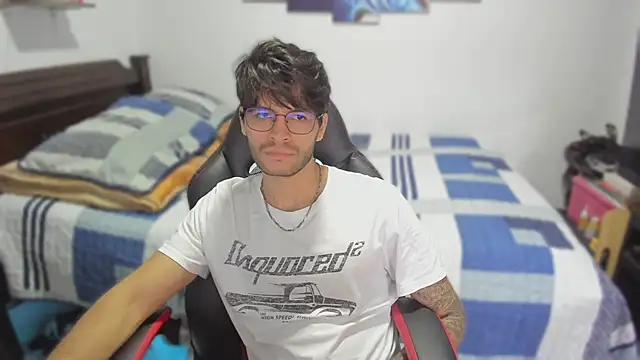 justin stark7 online show from March 2025 12:27:01 AM