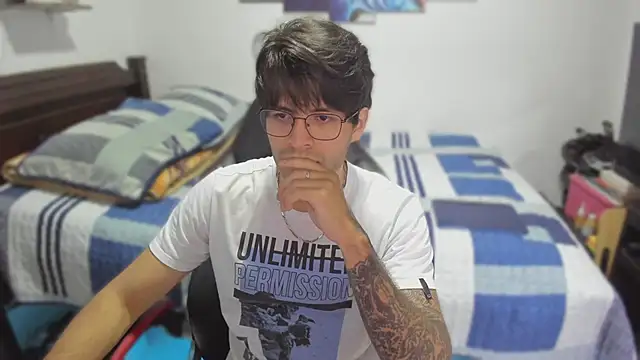 justin stark7 online show from March 2025 09:27:01 PM