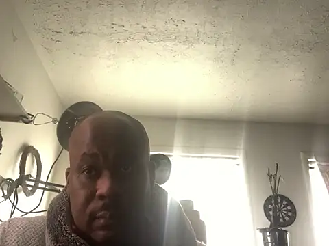 bigshh8 online show from December 2025 09:11:01 PM