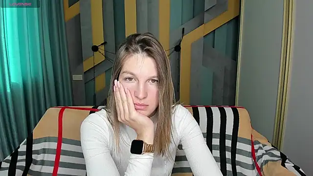 EmilyWalkeri online show from October 2025 06:01:01 AM