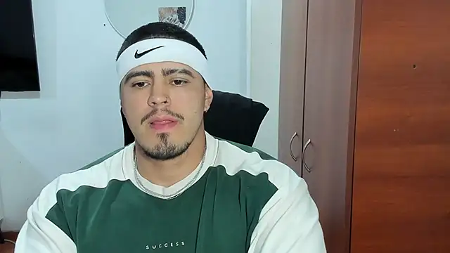 Baltazar Dupont online show from November 2025 02:57:02 AM