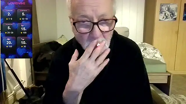 Sammy1660 online show from December 2025 11:43:01 PM