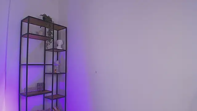 FoxieJullia online show from January 2025 08:44:02 AM