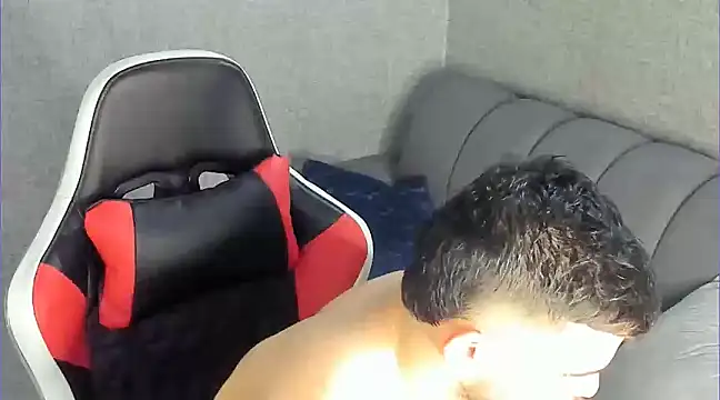 Ricardogo19 online show from January 2025 09:02:01 PM