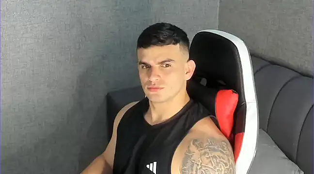 Ricardogo19 online show from January 2025 10:34:02 PM