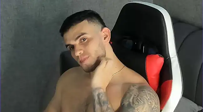 Ricardogo19 online show from February 2025 03:34:02 AM