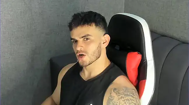 Ricardogo19 online show from February 2025 08:58:01 PM