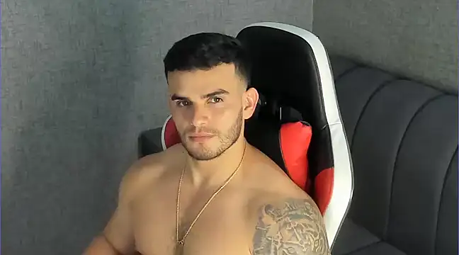 Ricardogo19 online show from February 2025 09:31:01 PM