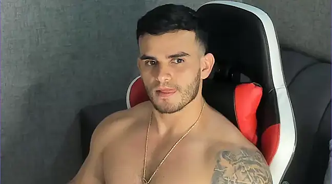 Ricardogo19 online show from February 2025 03:01:02 AM