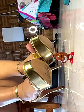 Cristina Vanegas631 online show from December 2025 07:53:02 PM