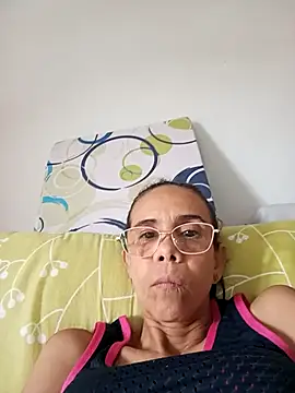 Snapshot of JuanitaDelMar chatting on November 2025 12:48:02 PM JuanitaDelMar online show from November 2025 12:48:02 PM