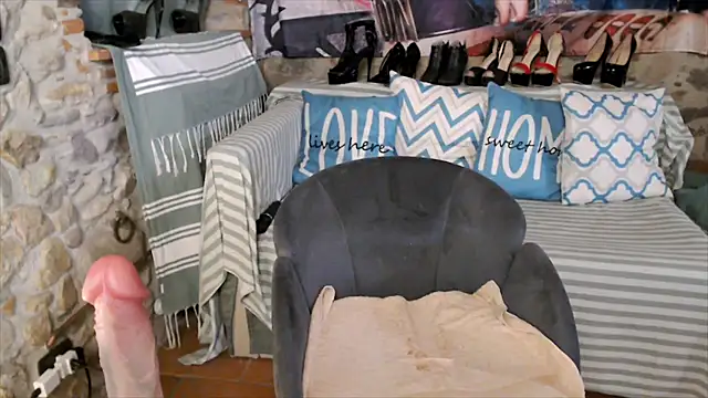 Snapshot of sara_love89 chatting on December 2025 03:30:02 PM sara love89 online show from December 2025 03:30:02 PM