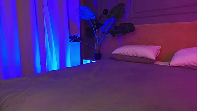 Liv Fay online show from October 2025 06:51:01 PM