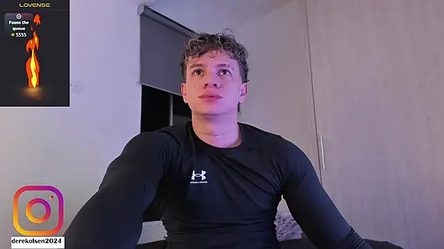 Snapshot of DerekOlsen chatting on November 2025 01:37:01 AM DerekOlsen online show from November 2025 01:37:01 AM