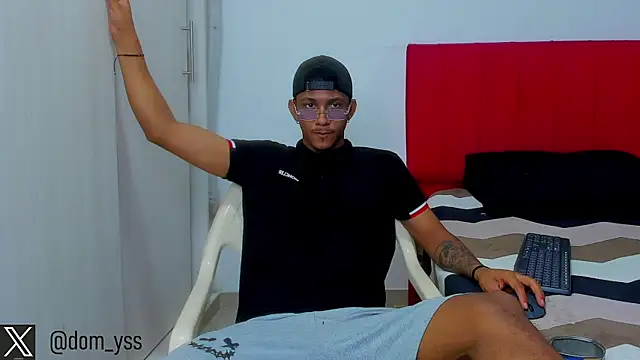 dominic smith  online show from February 2025 02:04:01 AM