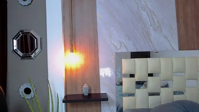 dominic smith  online show from March 2025 03:21:02 AM