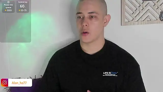 Snapshot of Alan_hadid1 chatting on December 2024 03:47:02 AM Alan hadid1 online show from December 2024 03:47:02 AM