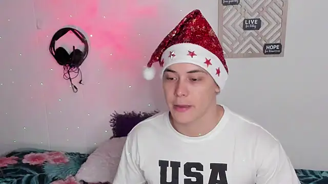 Snapshot of Alan_hadid1 chatting on December 2024 05:29:02 AM Alan hadid1 online show from December 2024 05:29:02 AM