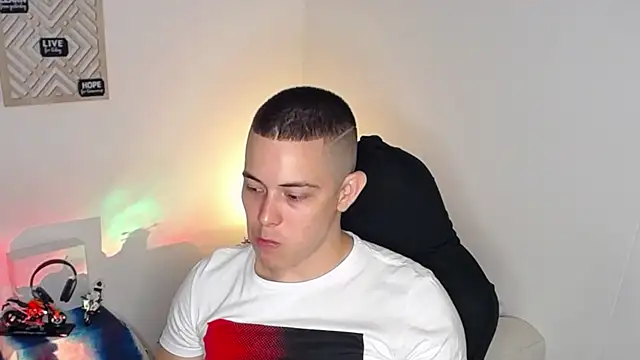 Snapshot of Alan_hadid1 chatting on January 2025 11:49:02 PM Alan hadid1 online show from January 2025 11:49:02 PM