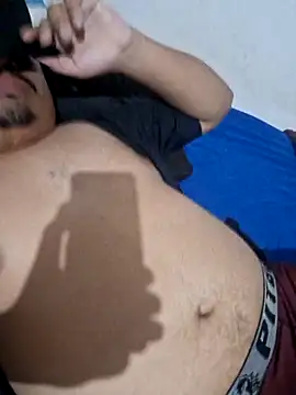 sergiosilva100 online show from December 2025 06:13:02 PM