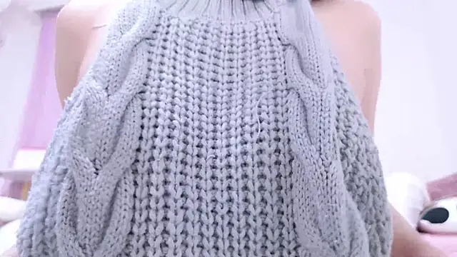 Snapshot of -Yuria- chatting on January 2025 02:52:01 PM -Yuria- online show from January 2025 02:52:01 PM