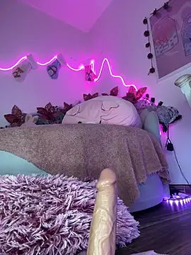 Tsuki-moon online show from December 2024 03:30:01 AM