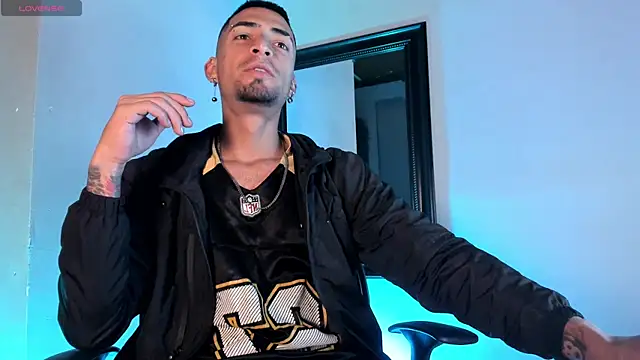 DrakeNeumann online show from January 2026 03:52:02 AM