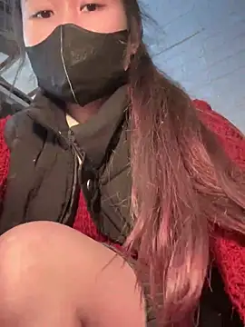 Snapshot of Tina_995 chatting on December 2024 09:11:01 AM Tina 995 online show from December 2024 09:11:01 AM