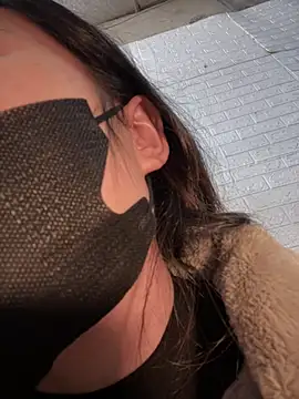 Snapshot of Tina_995 chatting on December 2024 02:51:01 AM Tina 995 online show from December 2024 02:51:01 AM