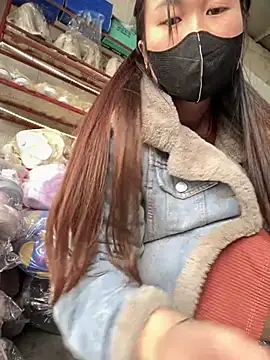 Snapshot of Tina_995 chatting on January 2025 08:22:01 AM Tina 995 online show from January 2025 08:22:01 AM