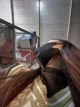 Snapshot of Tina_995 chatting on January 2025 07:36:01 AM Tina 995 online show from January 2025 07:36:01 AM