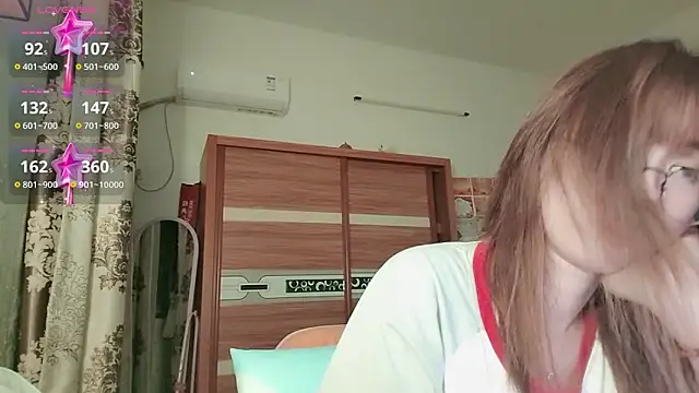 Lili 666 online show from April 2026 06:02:01 PM