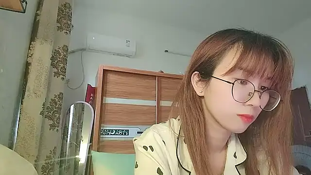 Lili 666 online show from May 2026 03:35:02 AM