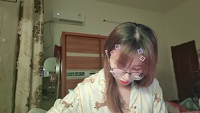 Lili 666 online show from May 2026 03:50:01 PM