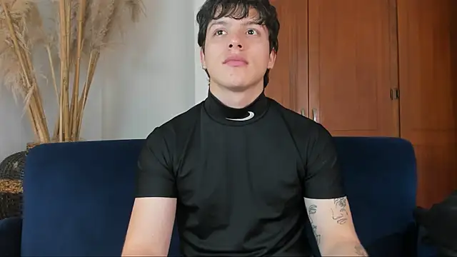 Snapshot of bravoboreal chatting on November 2025 07:47:02 PM bravoboreal online show from November 2025 07:47:02 PM