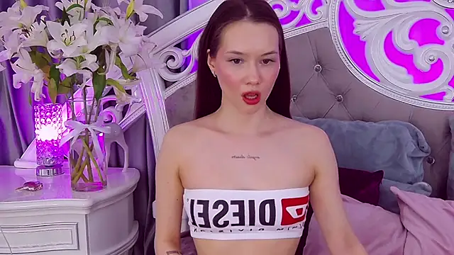 Snapshot of KateVon chatting on March 2025 06:47:02 AM KateVon online show from March 2025 06:47:02 AM