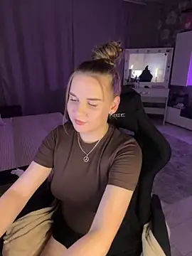 Snapshot of Lexi_noah chatting on September 2025 09:38:01 PM Lexi noah online show from September 2025 09:38:01 PM