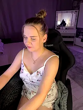 Snapshot of Lexi_noah chatting on September 2025 09:41:02 PM Lexi noah online show from September 2025 09:41:02 PM