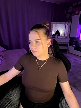 Snapshot of Lexi_noah chatting on October 2025 09:21:01 PM Lexi noah online show from October 2025 09:21:01 PM