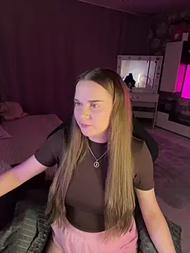 Snapshot of Lexi_noah chatting on November 2025 09:58:01 PM Lexi noah online show from November 2025 09:58:01 PM