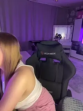 Snapshot of Lexi_noah chatting on November 2025 09:48:01 PM Lexi noah online show from November 2025 09:48:01 PM