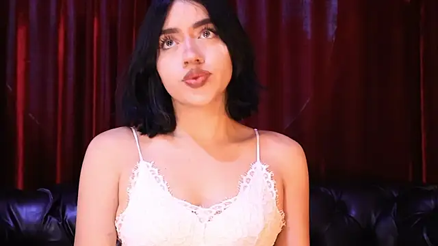 KasiaNoir  online show from April 2026 12:17:01 PM