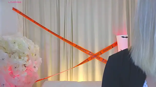 Snapshot of JessRosen chatting on October 2025 03:29:02 AM JessRosen online show from October 2025 03:29:02 AM