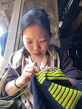 chaomay796xo online show from December 2024 03:58:02 AM